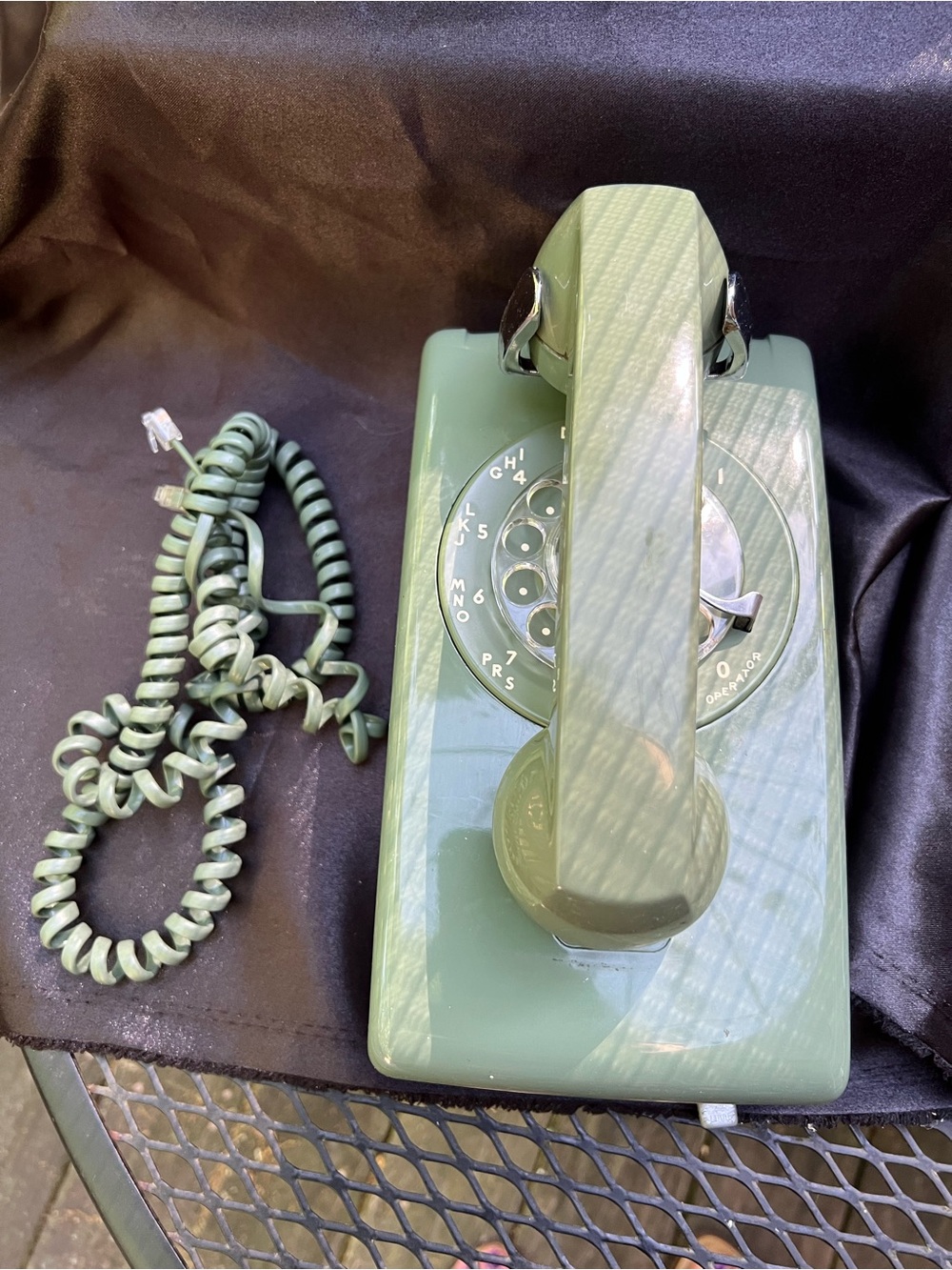 Vintage wall mount rotary phone - working condition